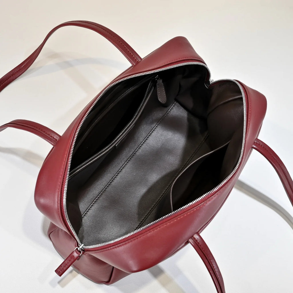 New  sheepskin bowling bag for autumn and winter 2025, high-quality long handled shoulder bag, sheepskin handbag