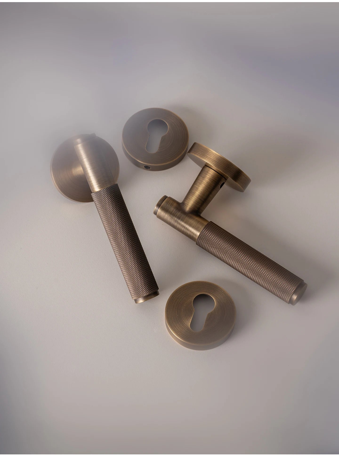 DOOROOM Brass Door Lock Set Modern Knurled Antique Bronze Interior Door Lock Decorative Lock Privacy Lock Passage Lock