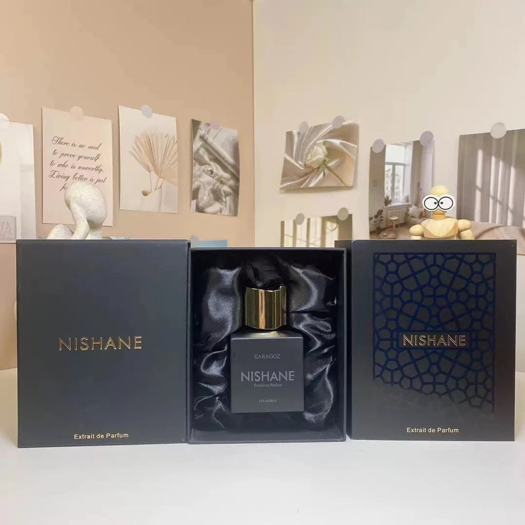Nishane Karagoz Extrait de Parfum for men. Square black bottle, 100ml luxury fragrance in elegant display gift box.