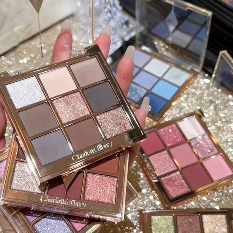 Tidesmit multi-shade heart blusher and eyeshadow palette showing texture close-up for lasting face makeup