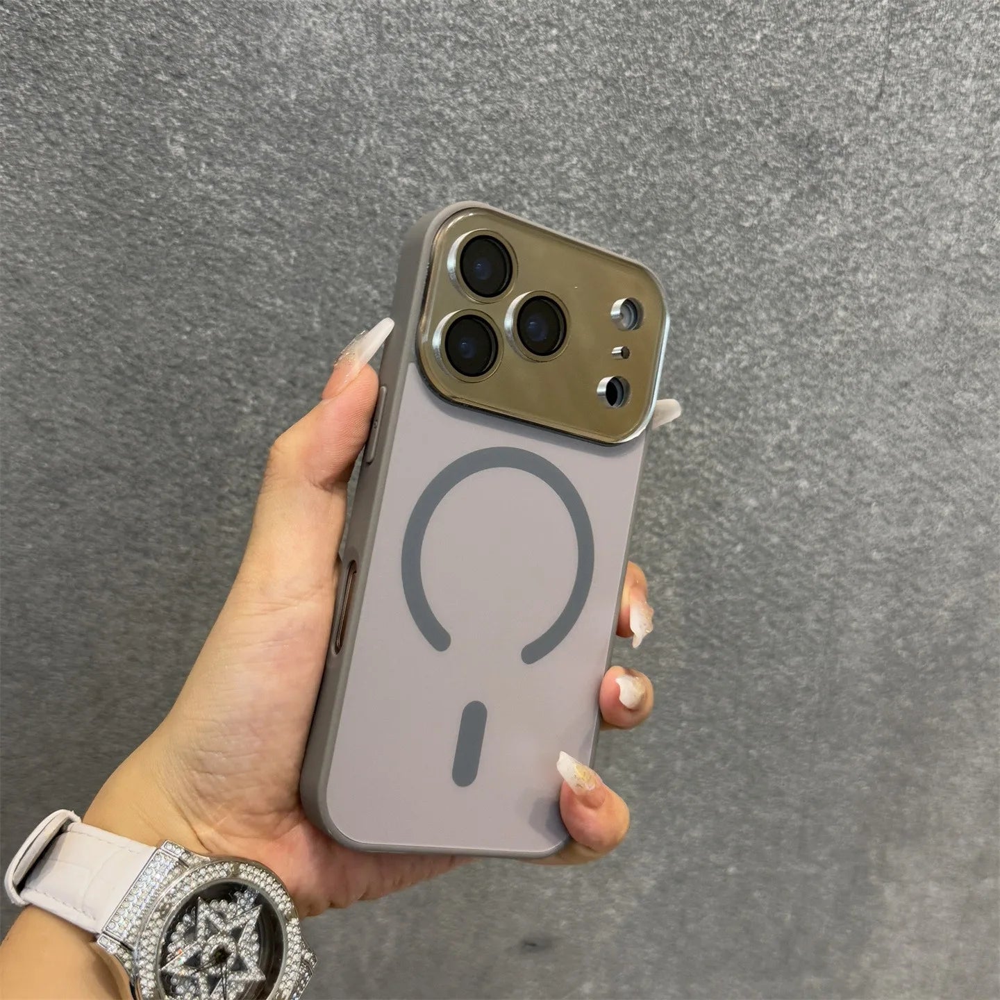 Magnetic iPhone 16 Pro Case with Matte Electroplating and Lens Protection GRAY Tidesmit