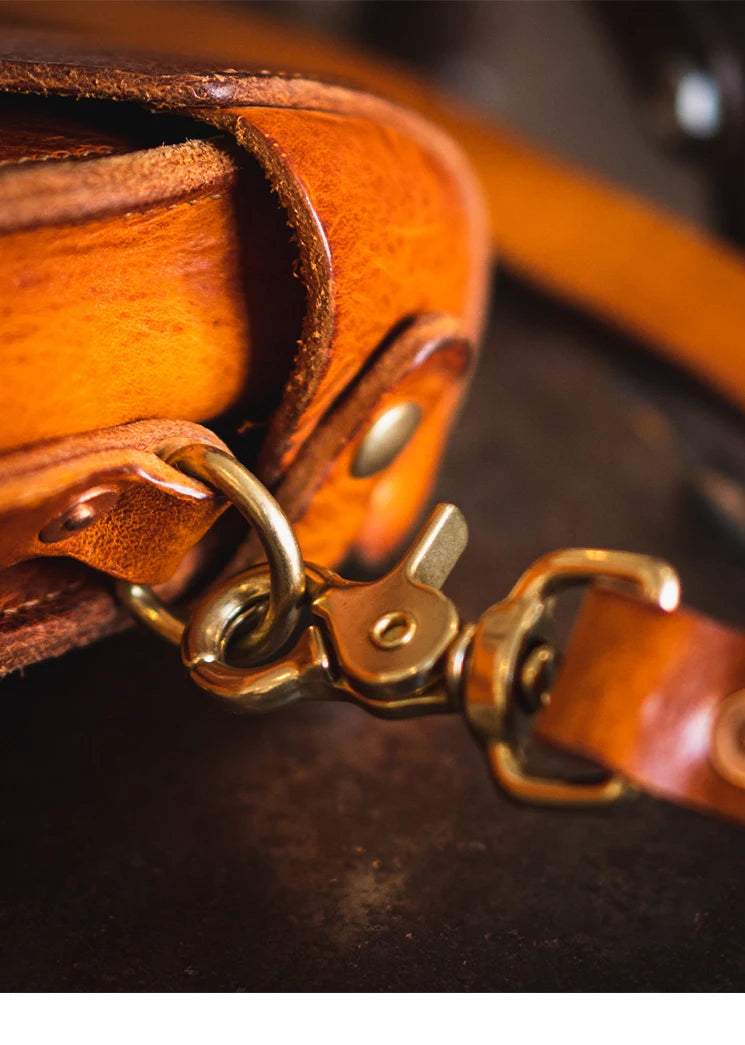 Fashion vintage outdoor daily genuine leather men's small phone shoulder bag designer handmade luxury cow leather crossbody bag