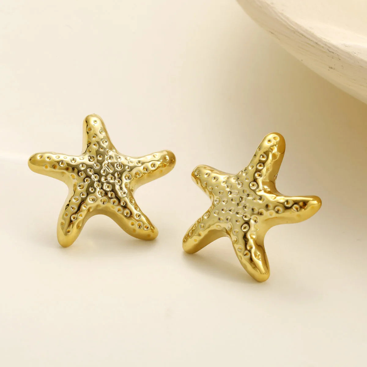 Punk Metal Starfish Stud Earrings for Women Fashion Gold Color Star Geometric Temperament Earrings Summer Jewelry Gift