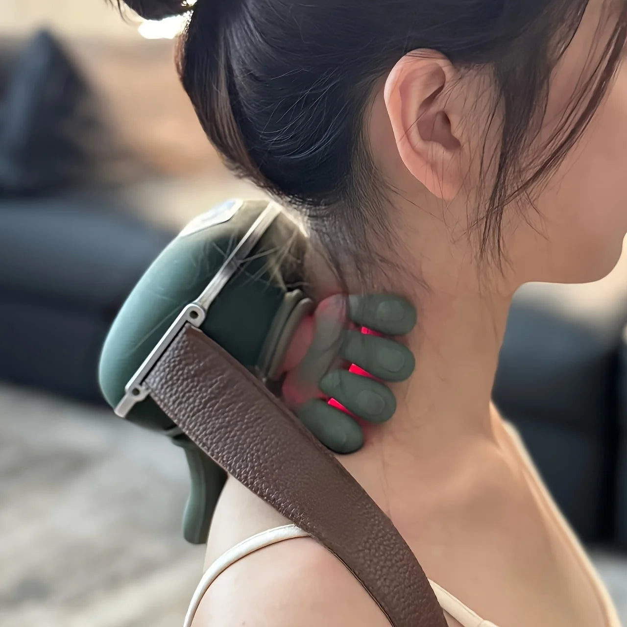 Neck and Shoulder Massager with 6D Nodes - Deep Tissue Relief Massage Cushion Tidesmit
