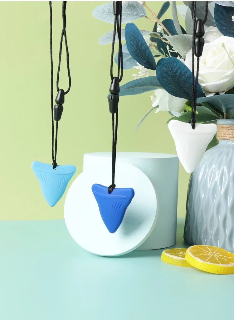 Sensory Chew Necklaces for Kids with Teething, for ADHD Autism Biting Needs, Oral Motor Chewy Teether Silicone Teethers