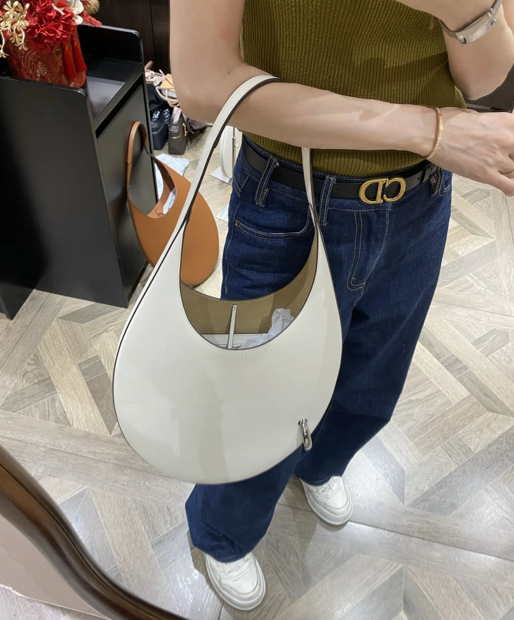 2025 summer new large crescent pipa bag imported top layer cowhide armpit bag single shoulder crossbody bag
