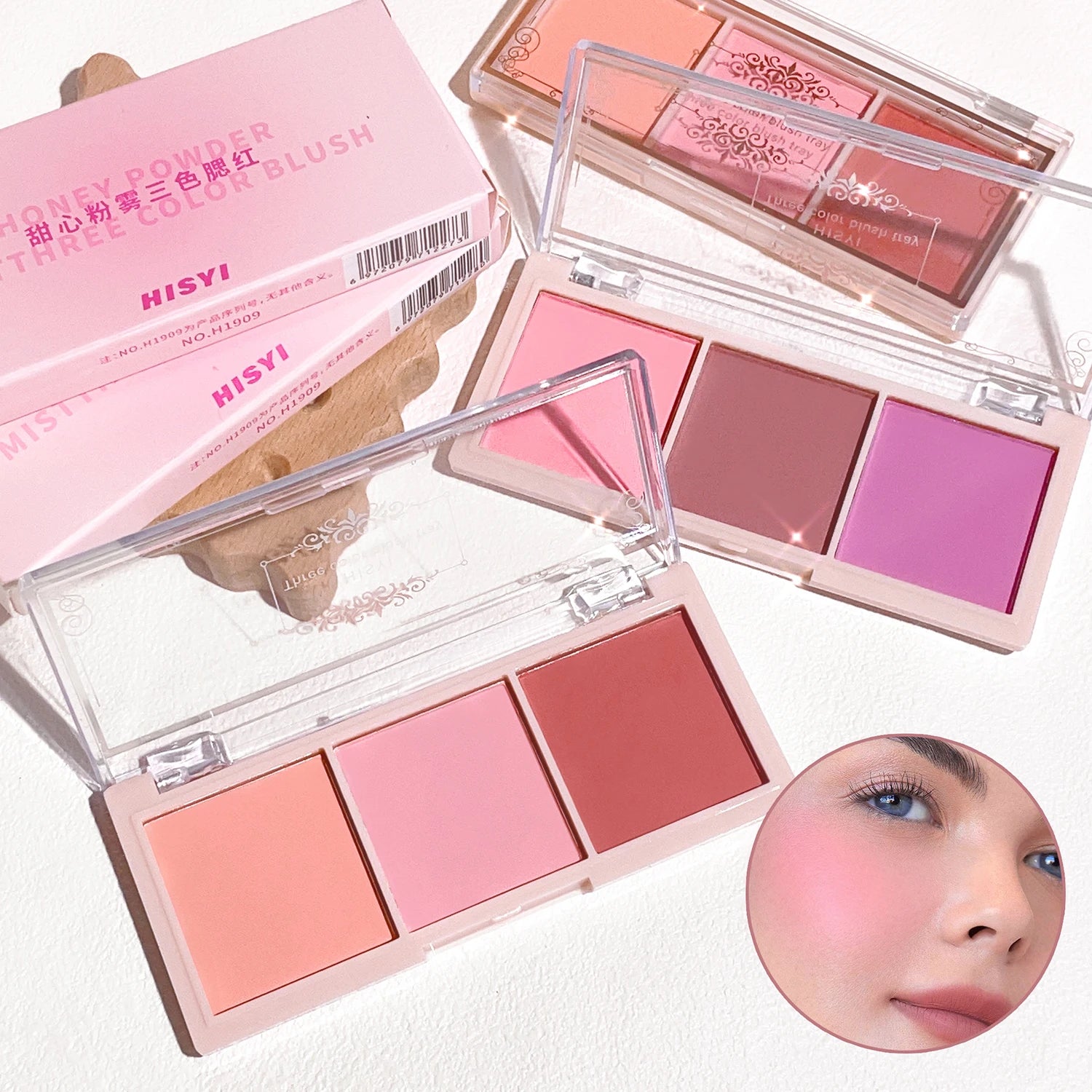 Tidesmit HISYI three-color matte blush palette featuring delicate powder and natural buildable pigment