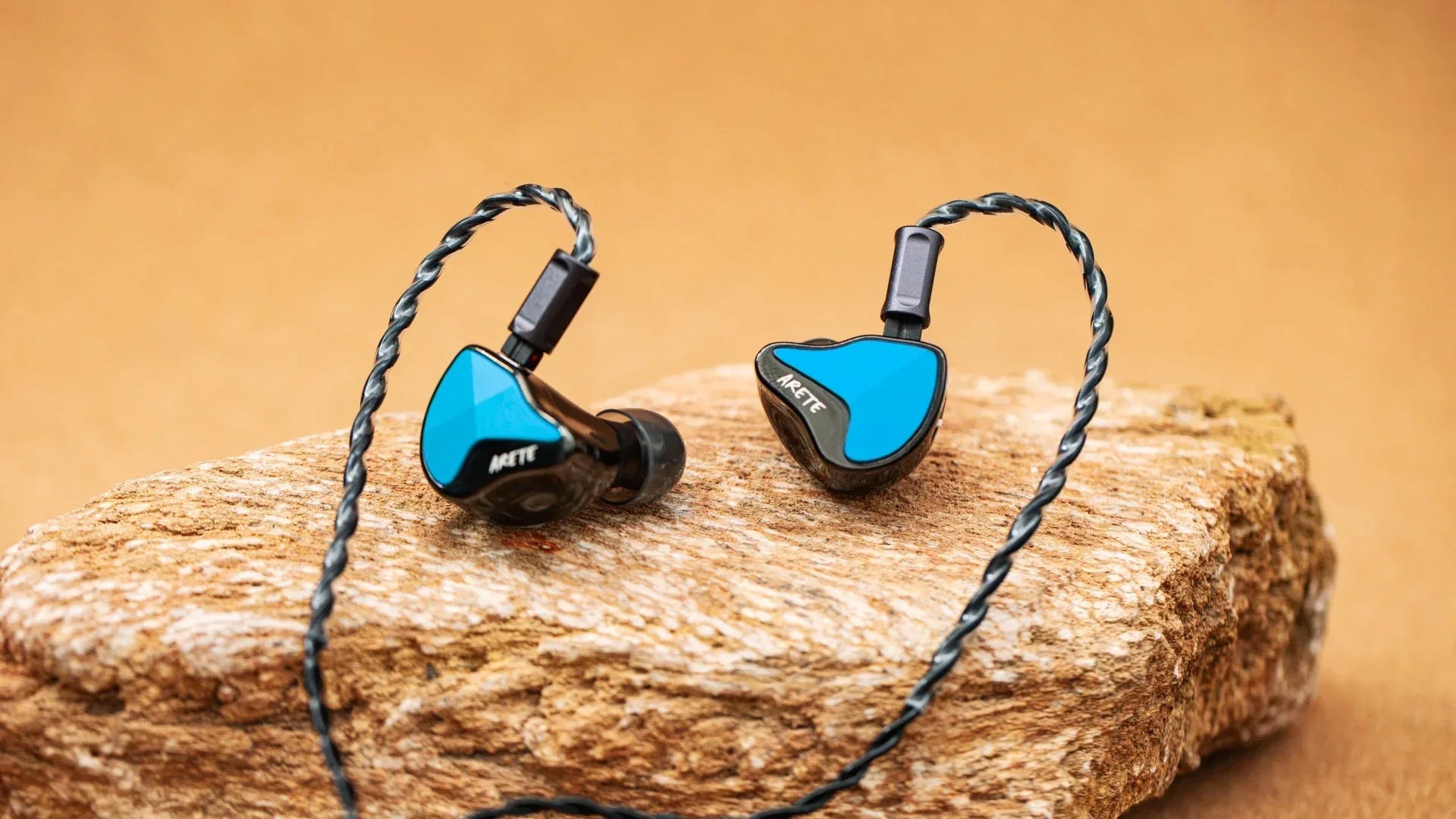 ZiiGaat Arete II Hybrid IEMs | 1DD+4BA Professional Monitors | Tidesmit Tidesmit