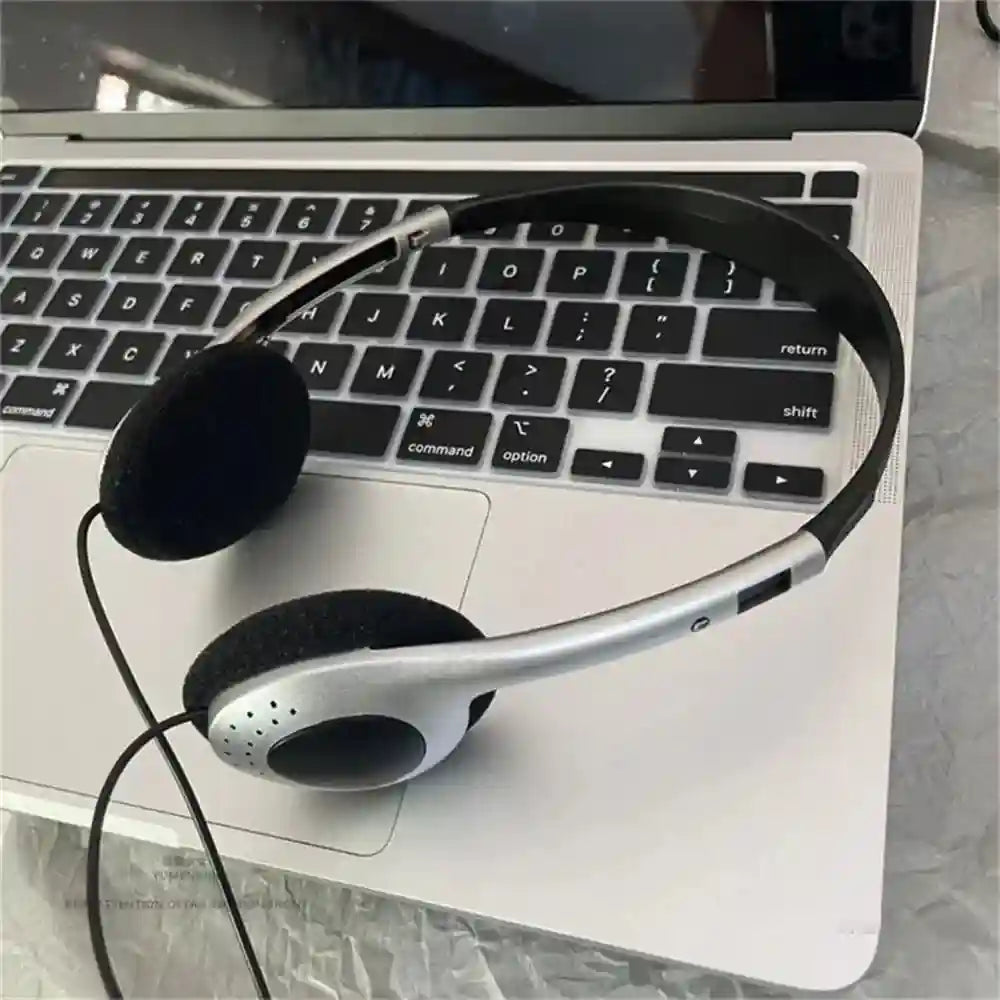 Y2K Retro Wired Headphones - Over-Ear Aesthetic Studio Monitor Gear Tidesmit
