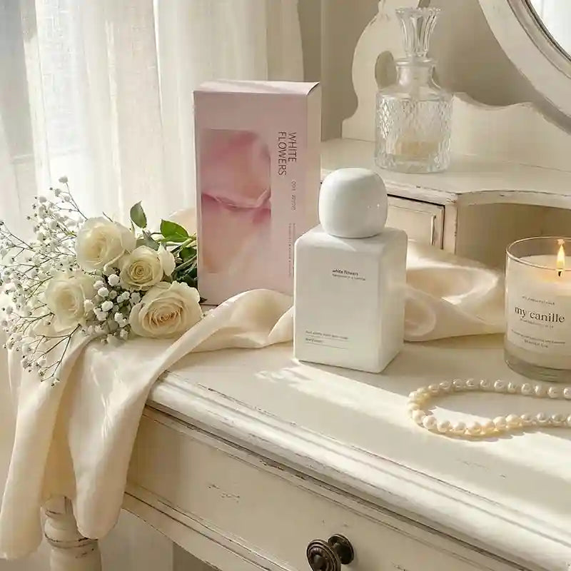 HOPE CHRISTINE White Flowers perfume for women, 50ml vanilla floral scent in a modern white square bottle.