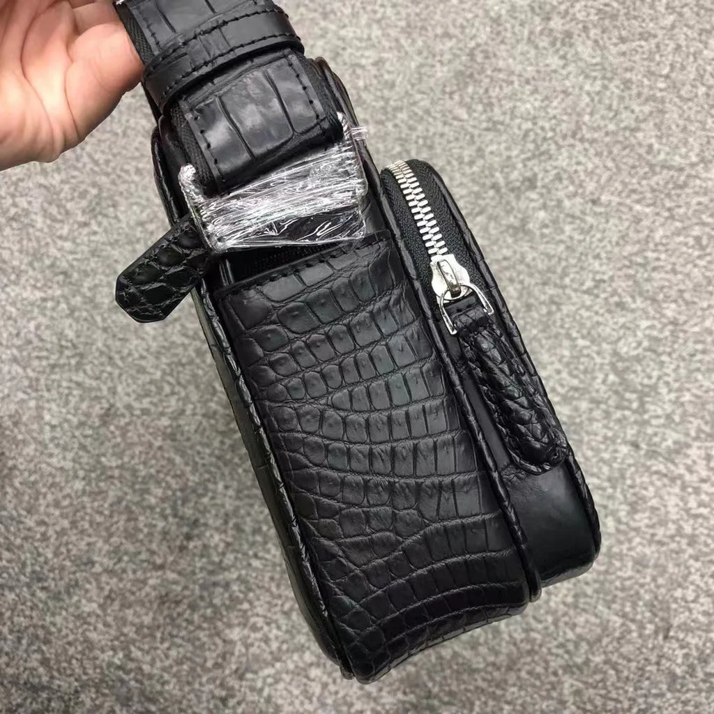 2022 New Designer Belly Crocodile Skin Men's Shoulder Bag Fashion Men Real Crocodile Bag High Quality Large Capacity Male Bag 45
