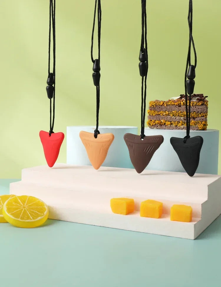 Kids Sensory Chew Necklace Brick Chewy Kids Silicone Triangle Fangs Toys Silicone Teeth for Children with Autism