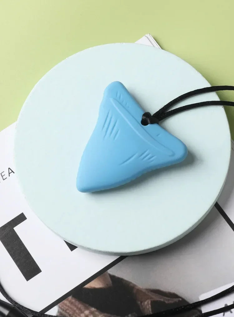 Kids Sensory Chew Necklace Brick Chewy Kids Silicone Triangle Fangs Toys Silicone Teeth for Children with Autism