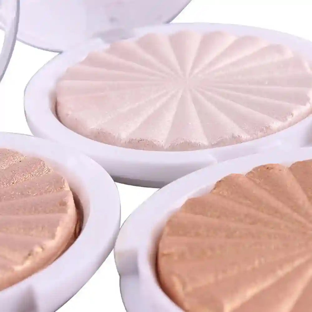 Tidesmit 3D pearlescent shimmer highlighter powder texture close-up for professional face makeup glow
