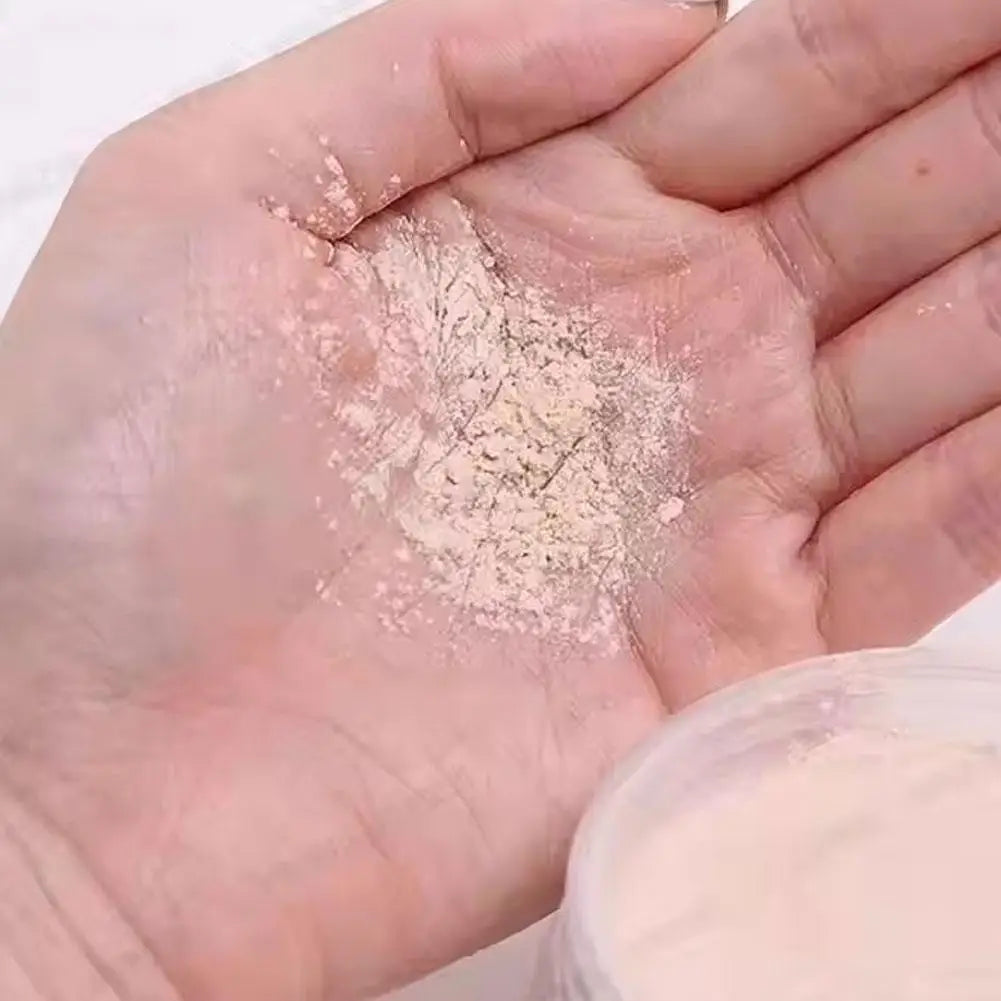 Tidesmit matte loose setting powder texture close-up for long-lasting oil control and breathable honey finish