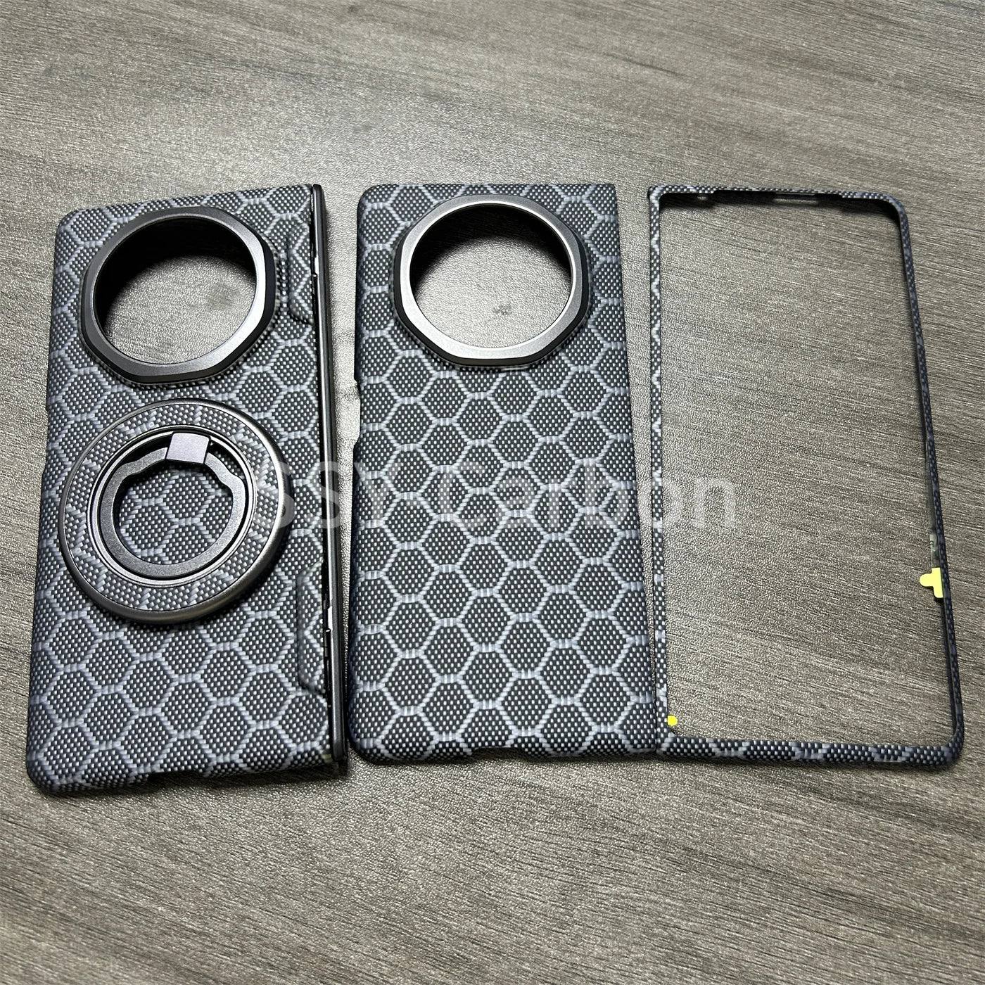 Honor Magic V3 Carbon Fiber Case | Slim Shock-Absorbing Magnetic Cover Tidesmit