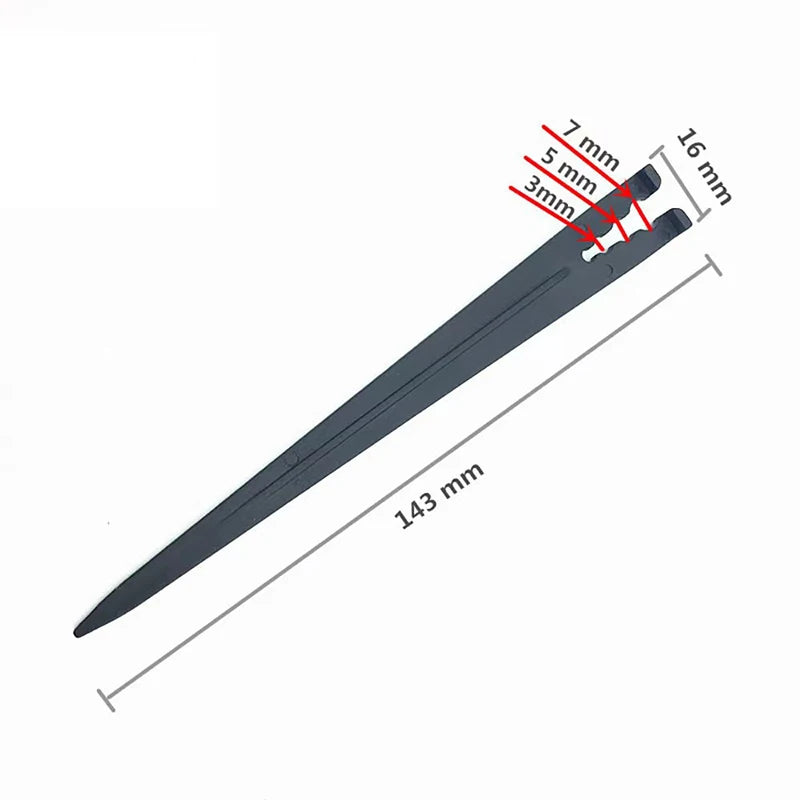 Black garden drip irrigation stake with 8-hole atomizing nozzle tip