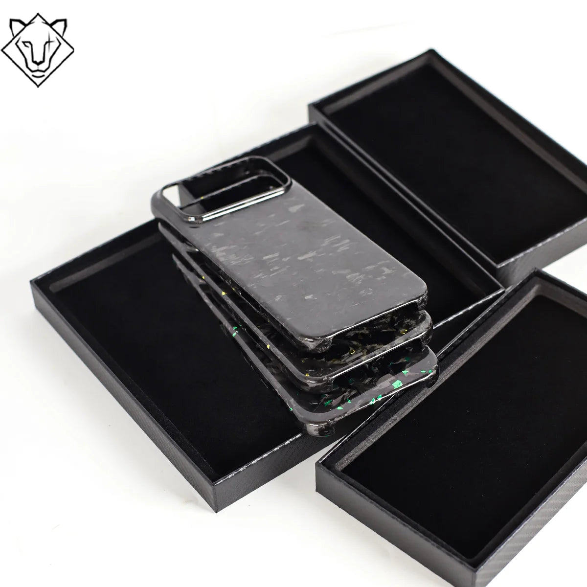 iPhone 17 Pro Max Carbon Fiber Case - Slim Military-Grade Protection Tidesmit