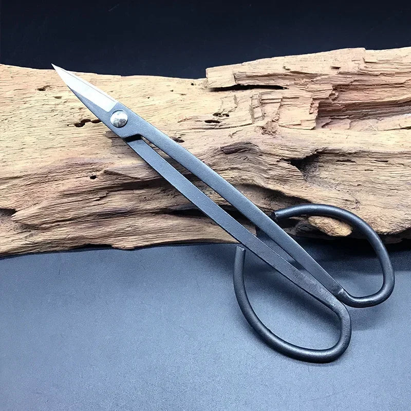 Bonsai pruning scissors, long angled blades with black U-loop handle