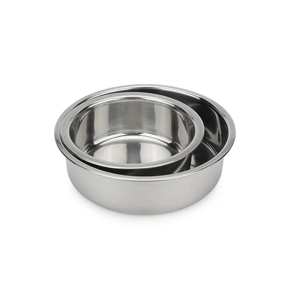 Durable round stainless steel bowl for small to medium dogs and cats, perfect for clean food and water.