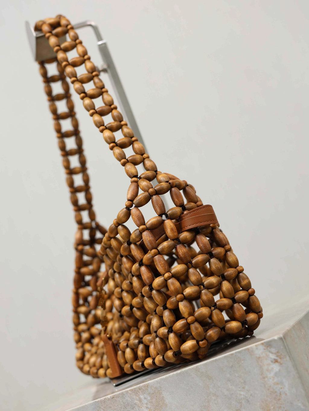 Summer New Women's Wooden Bead Hand Woven Bag Armpit Design Casual Versatile Beach Handbag for Stylish Beach Accessories