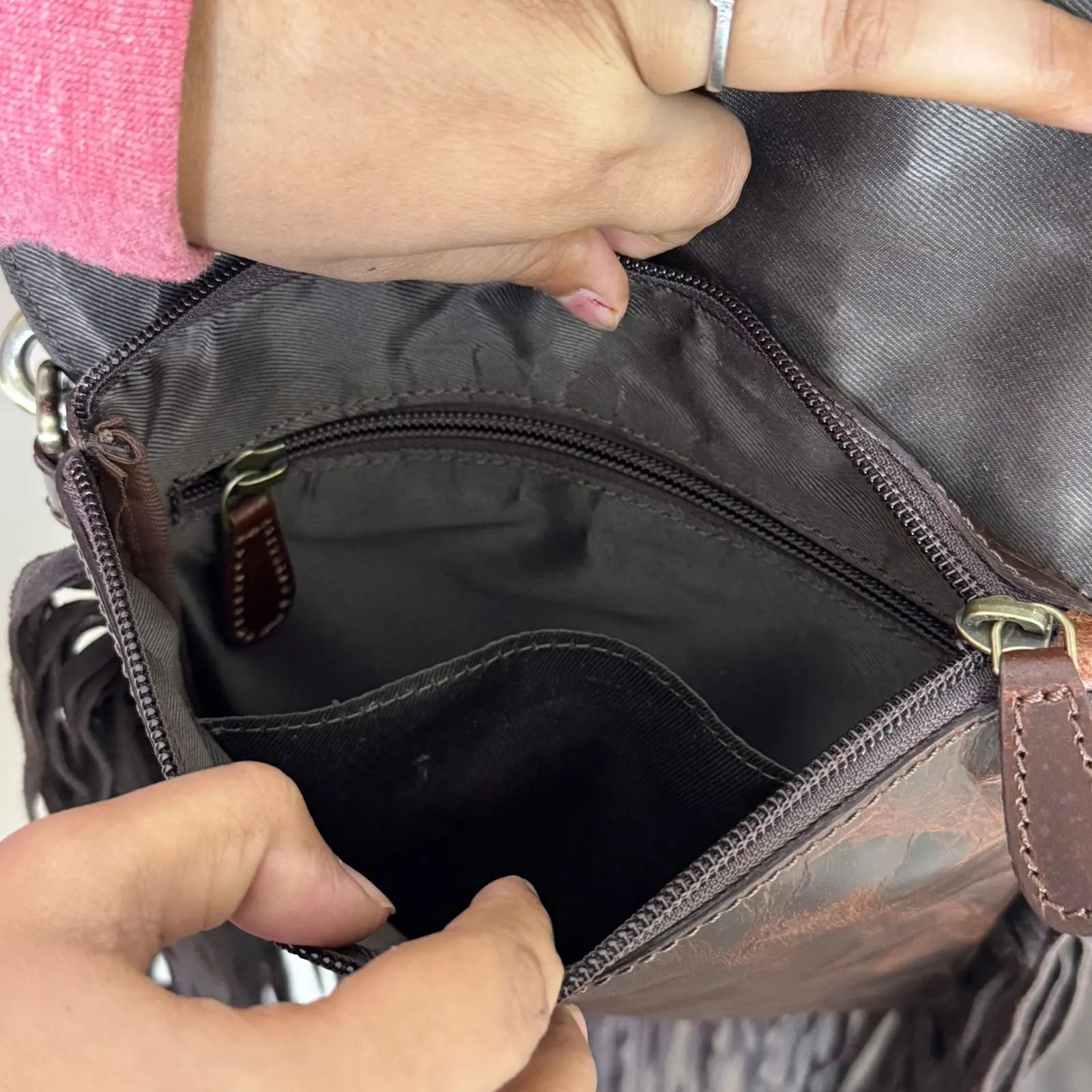 2026 Luxury Trending Designer Floral Tooled Cow Leather Fringe Crossbody Handbag for Women Genuine Leather Vintage Shoulder Bag