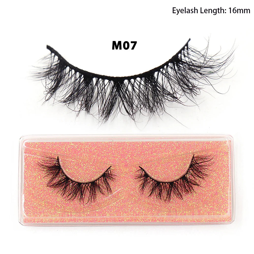 Tidesmit 12mm-15mm short natural 3D mink lashes fluffy wispy false eyelashes detail view for face makeup