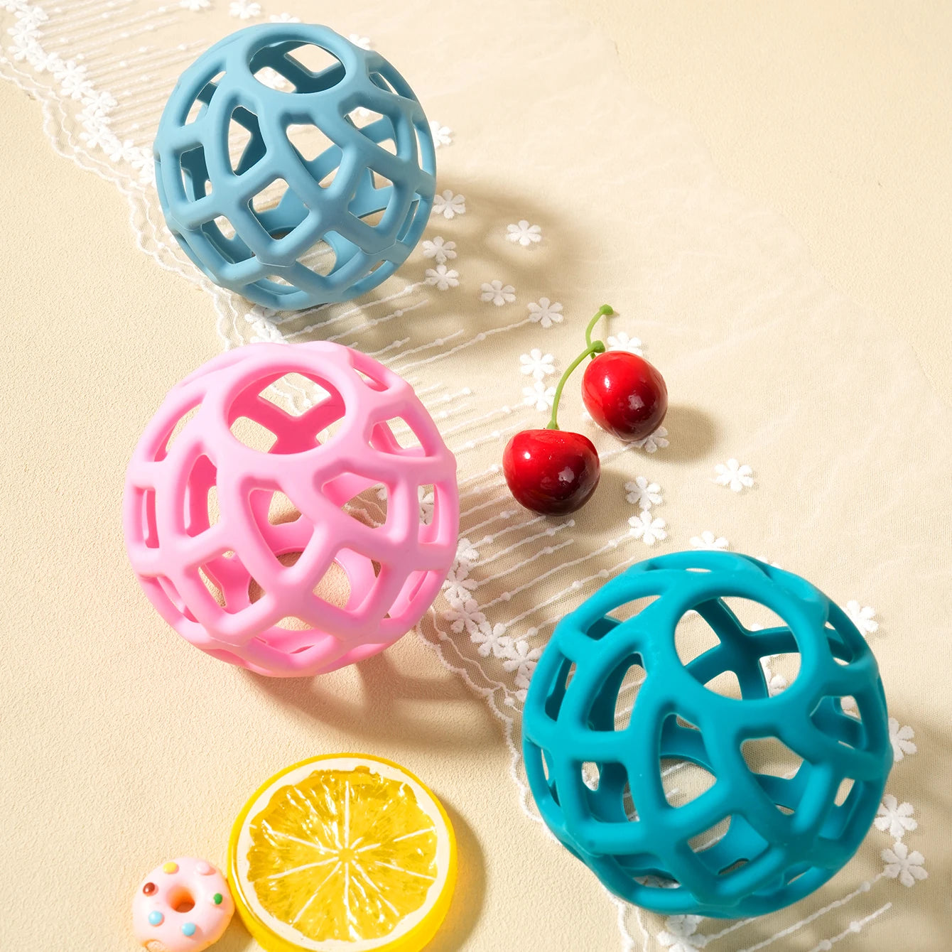 1PCS Baby Silicone Teether Toy Ball Shape Teething Toys Solid Color Oral Health Baby Stuff Baby Care Chewing Toy Baby Items