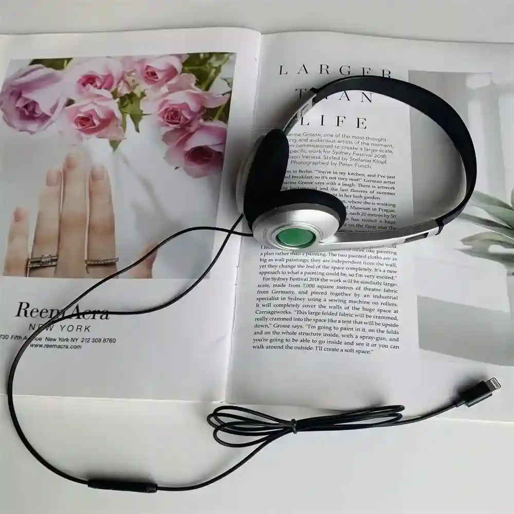 Y2K Wired Retro Headphones - Over-Ear Stereo Headset with Mic Green-IOS Tidesmit