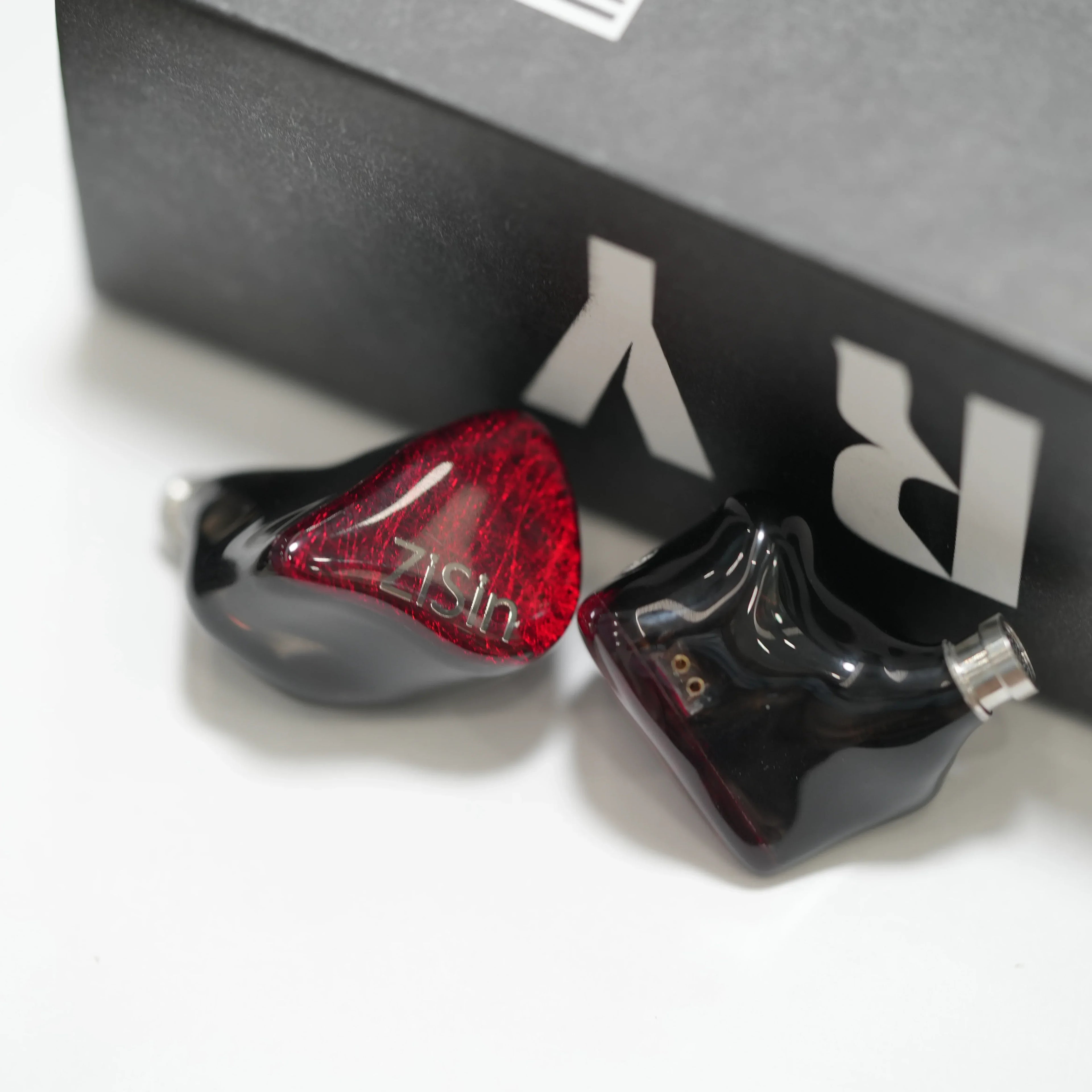 Vermilion Flame Hybrid 1DD+2BA IEM Earphones by Tidesmit Tidesmit