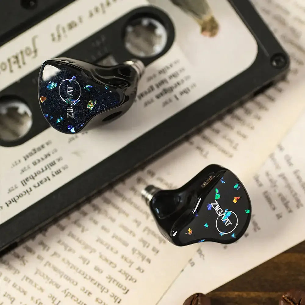 ZiiGaat Doscinco 2DD+3BA Hybrid In-Ear Monitors by Tidesmit Tidesmit