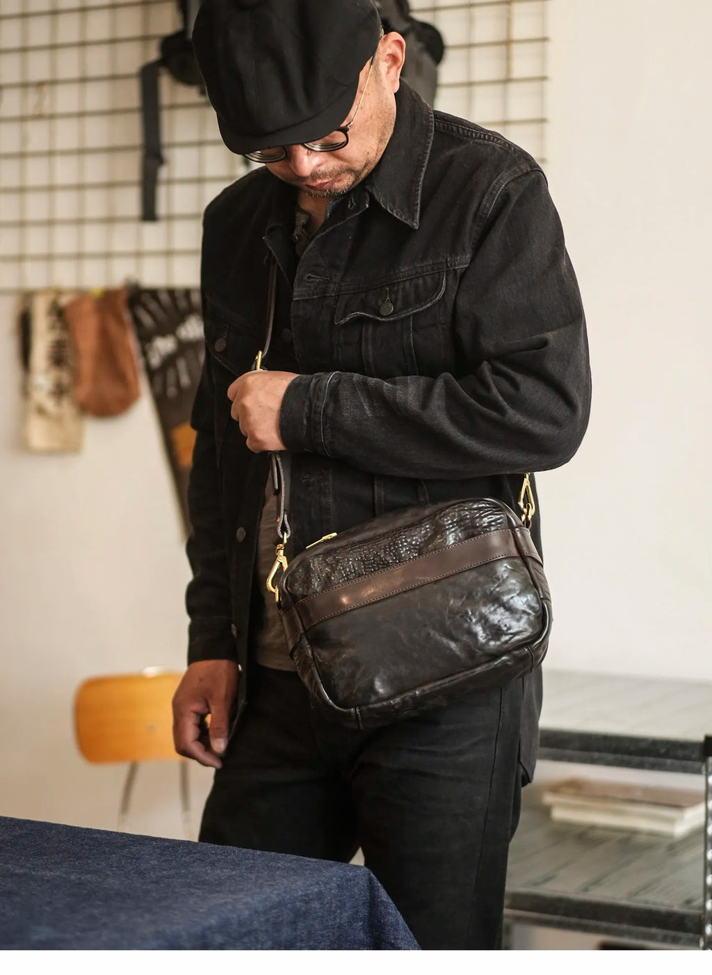 casual luxury padded genuine leather men's crossbody bag fashion vintage designer handmade real cow leather shoulder bag