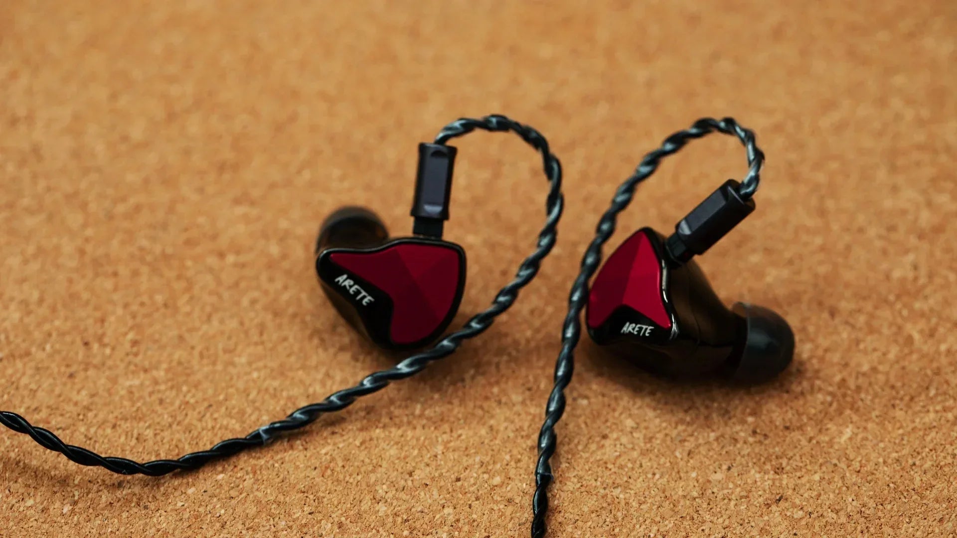 ZiiGaat Arete II Hybrid IEMs | 1DD+4BA Professional Monitors | Tidesmit Tidesmit