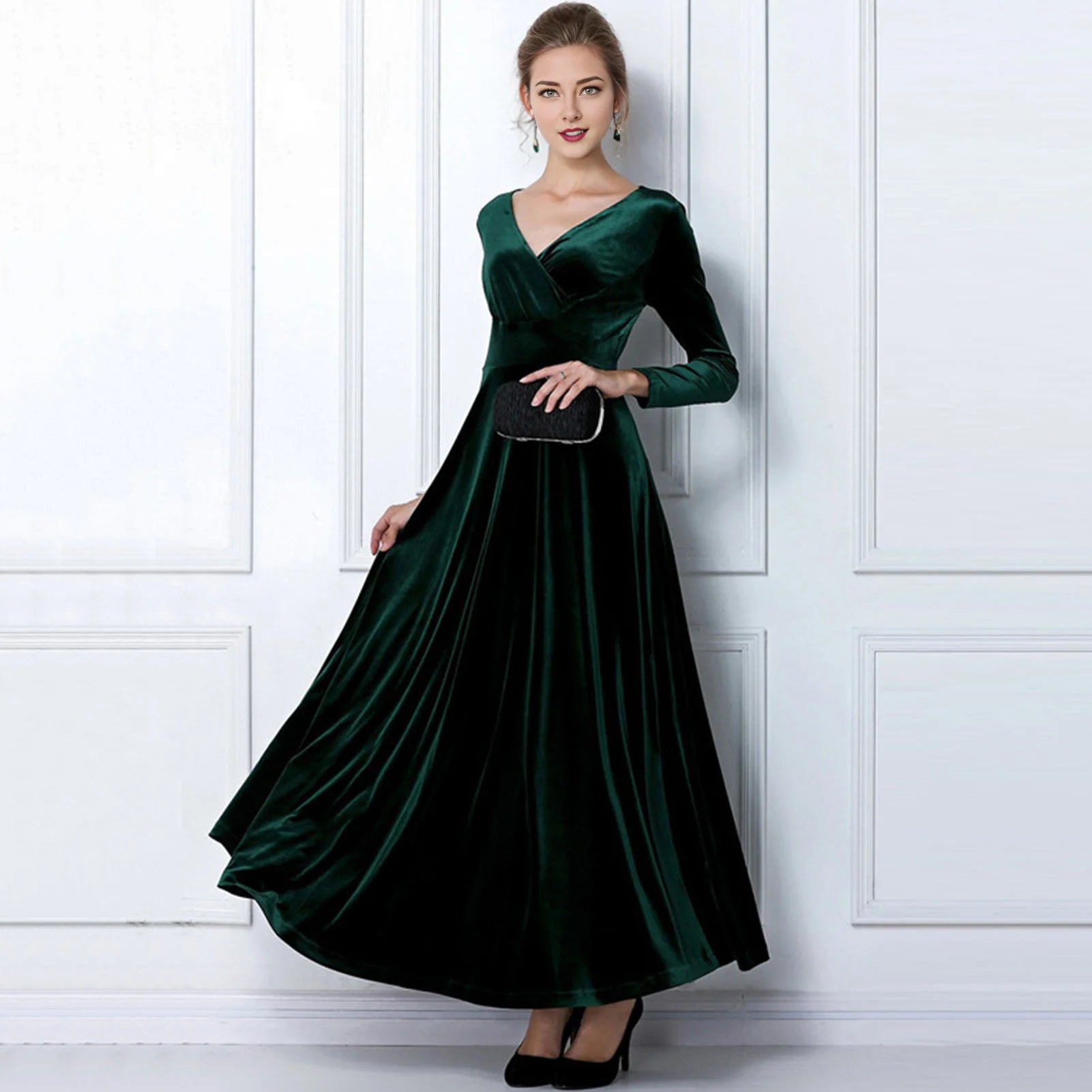 Vintage Women Autumn Long Sleeve V Neck Pleated Velvet Banquet Party Maxi Dress Party Wedding Elegant Evening dress 