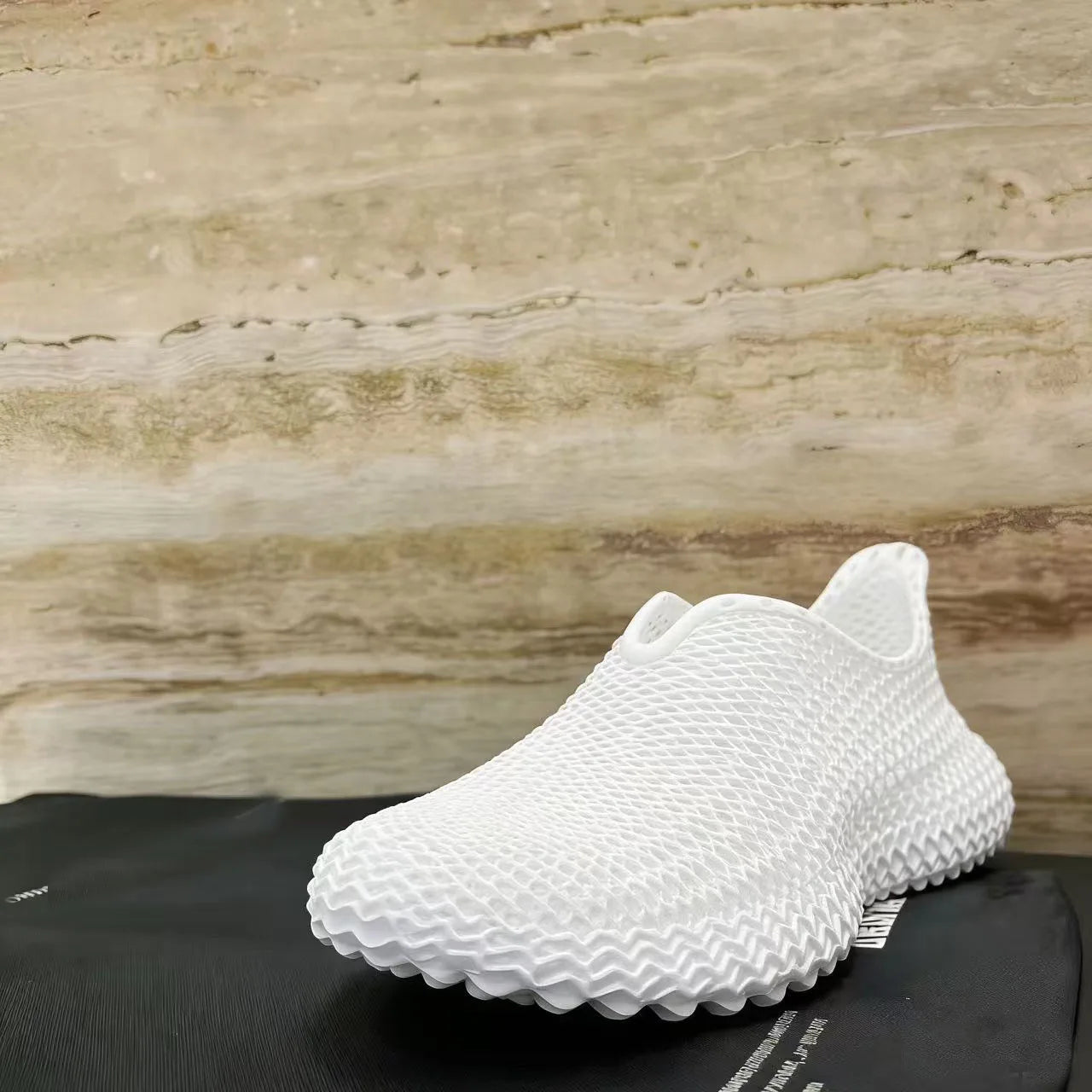 New Summer Lightweight  Breathable 3D Printed Mesh Shoes  City Walks Sneaker Street Style Slip-on Mesh shoes