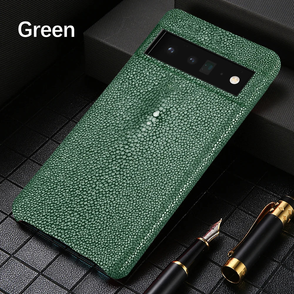 Google Pixel 9 Pro Stingray Leather Case - Slim Shock-Absorbing Cover Green Tidesmit