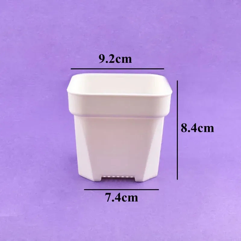 White square plant pot, 7.4cm base, 8.4cm height