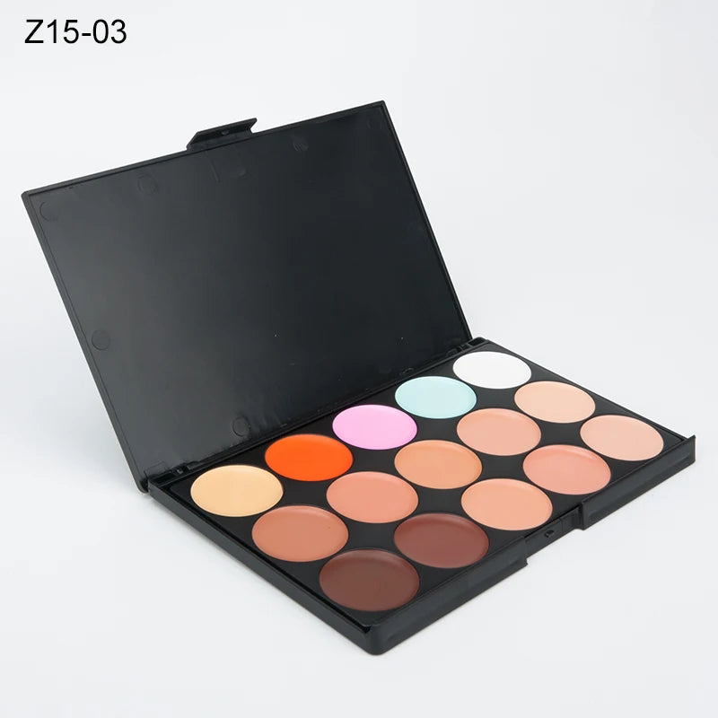 Tidesmit 15 color multifunction concealer palette showing creamy texture and shade swatches for face makeup