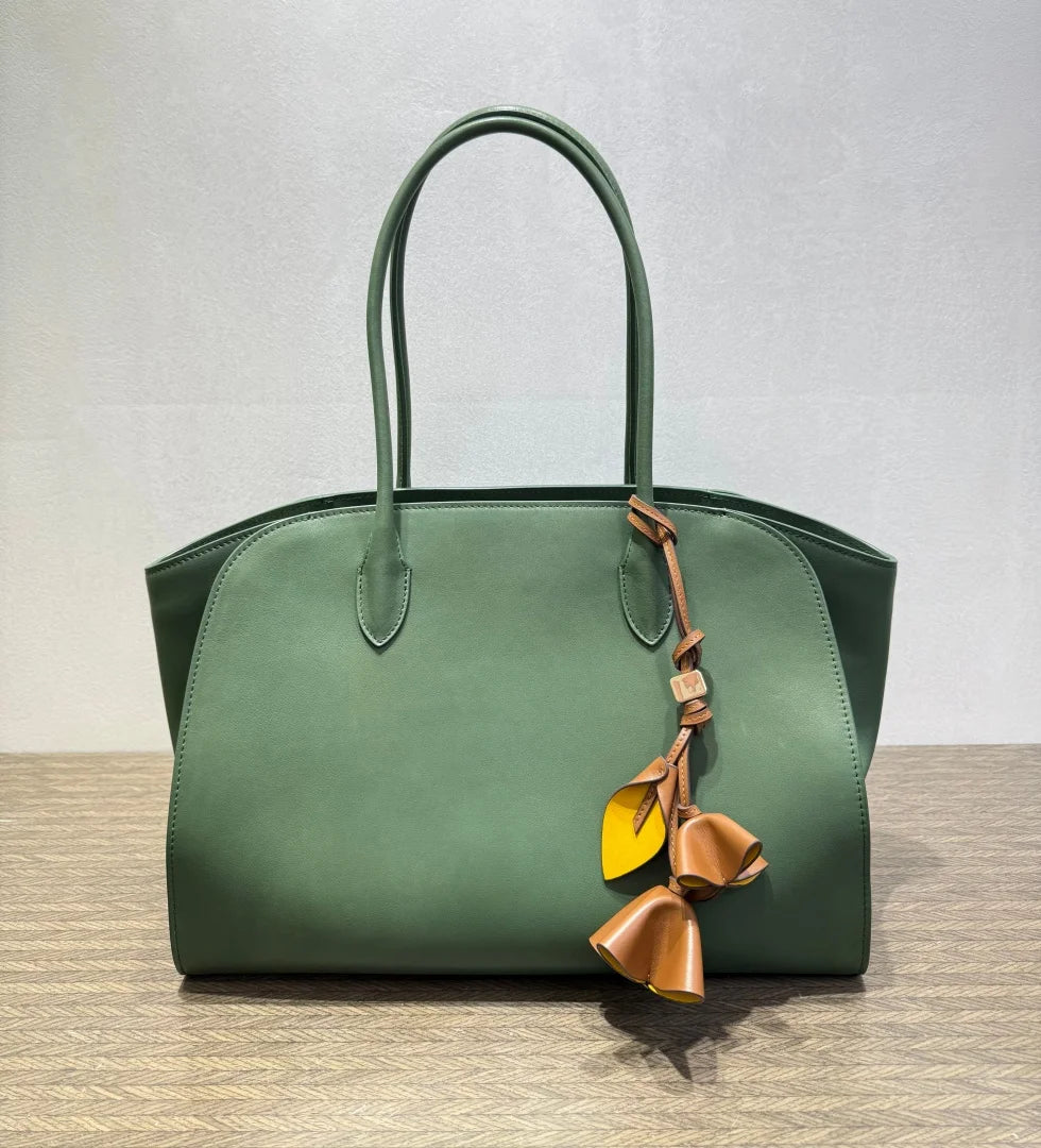 2026 high-quality genuine leather Marlo 12 inch 14 inch saddle leather tote bag, women's shoulder bag, high-end leather texture,