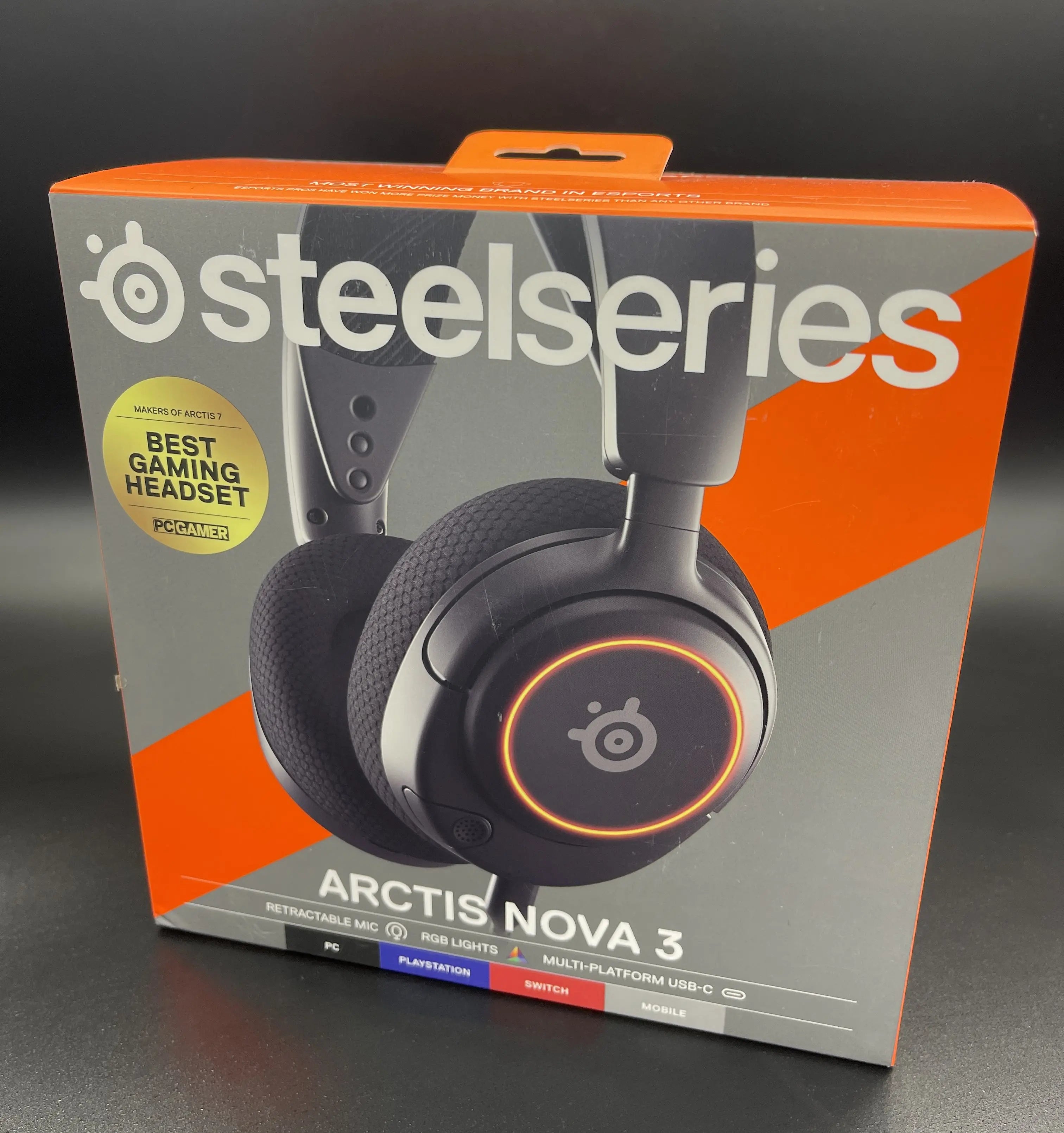Arctis Nova 3 RGB Wired Gaming Headset | Spatial Audio White & Black WHITE Tidesmit