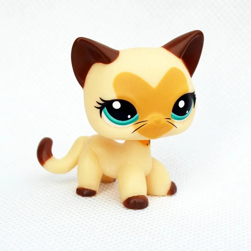 Rare LPS #3573 yellow Siamese cat bobblehead toy. Collectible animal figure, perfect gift for kids and fans.