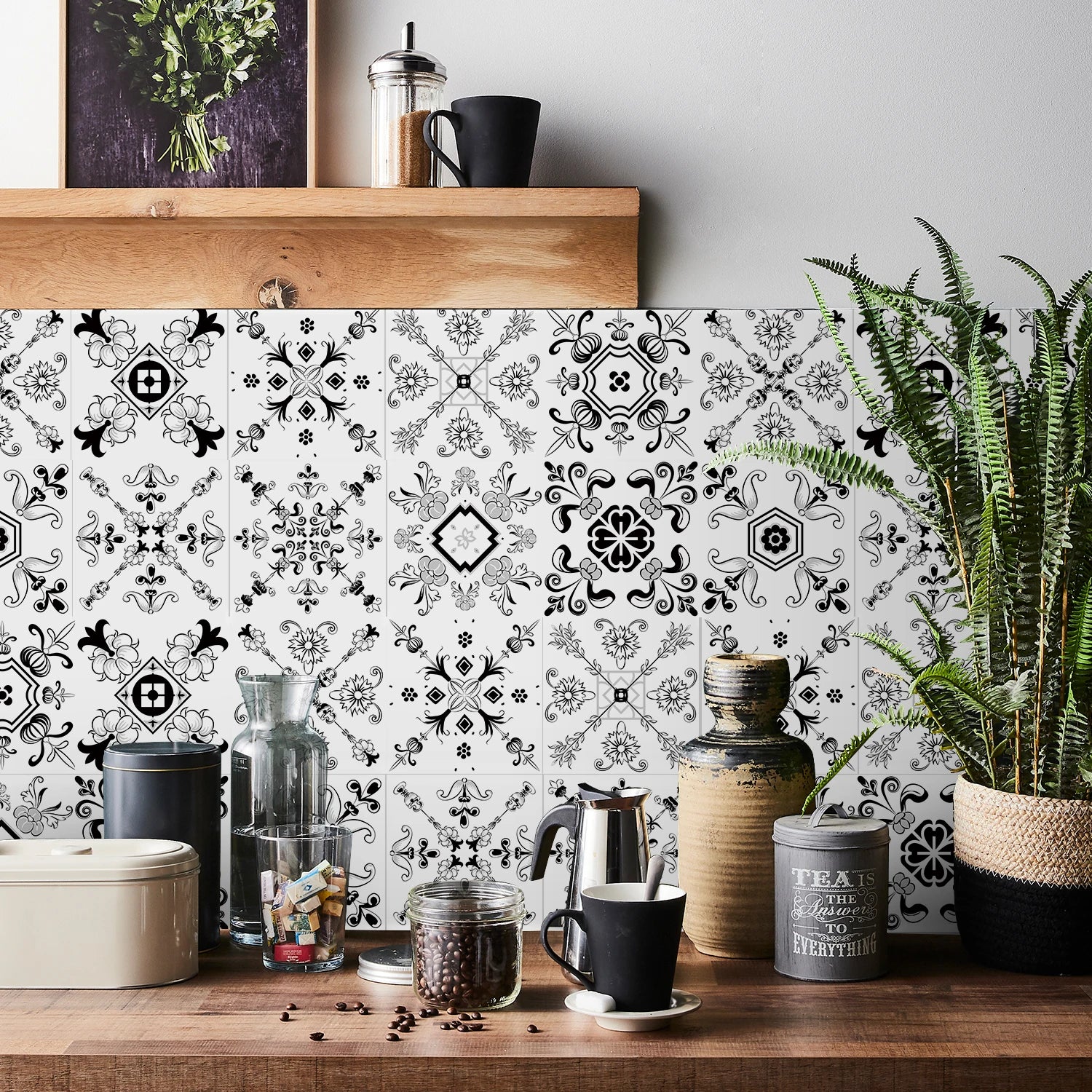 24 pcs/pack, Waterproof and Oil-proof, Easy To Clean, Black And White Simplicity Pattern Self-adhesive PVC Tile Stickers