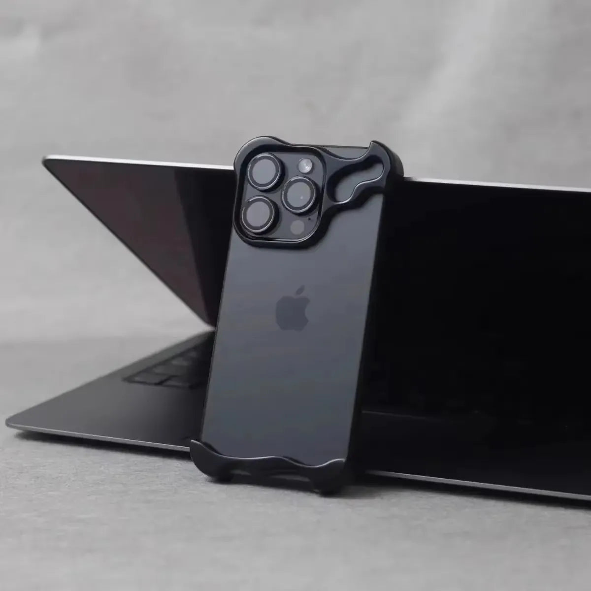 iPhone 16 Pro Metal Bumper Case | Aluminum Alloy Shock-Absorbing Cover Black Tidesmit