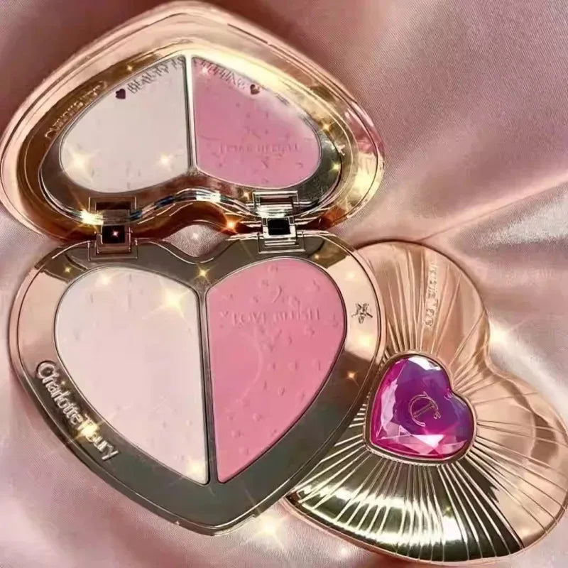 Tidesmit two-color heart blusher and eyeshadow palette showing texture close-up of long-lasting waterproof makeup