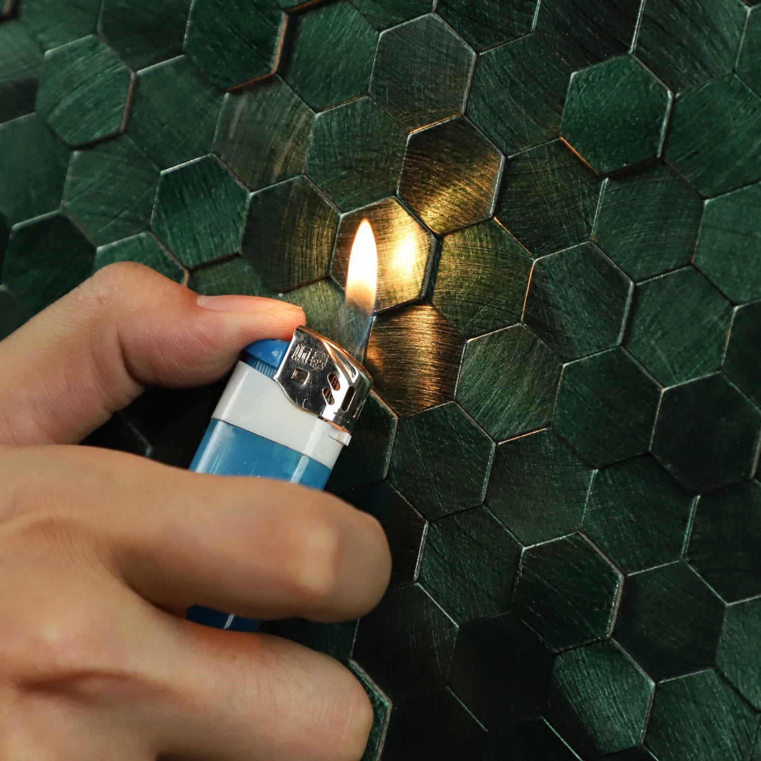 Peel and Stick Backsplash Hexagon Tile, Self Adhesive Wall Tiles 3D Metal Stick on Tiles for Kitchen
