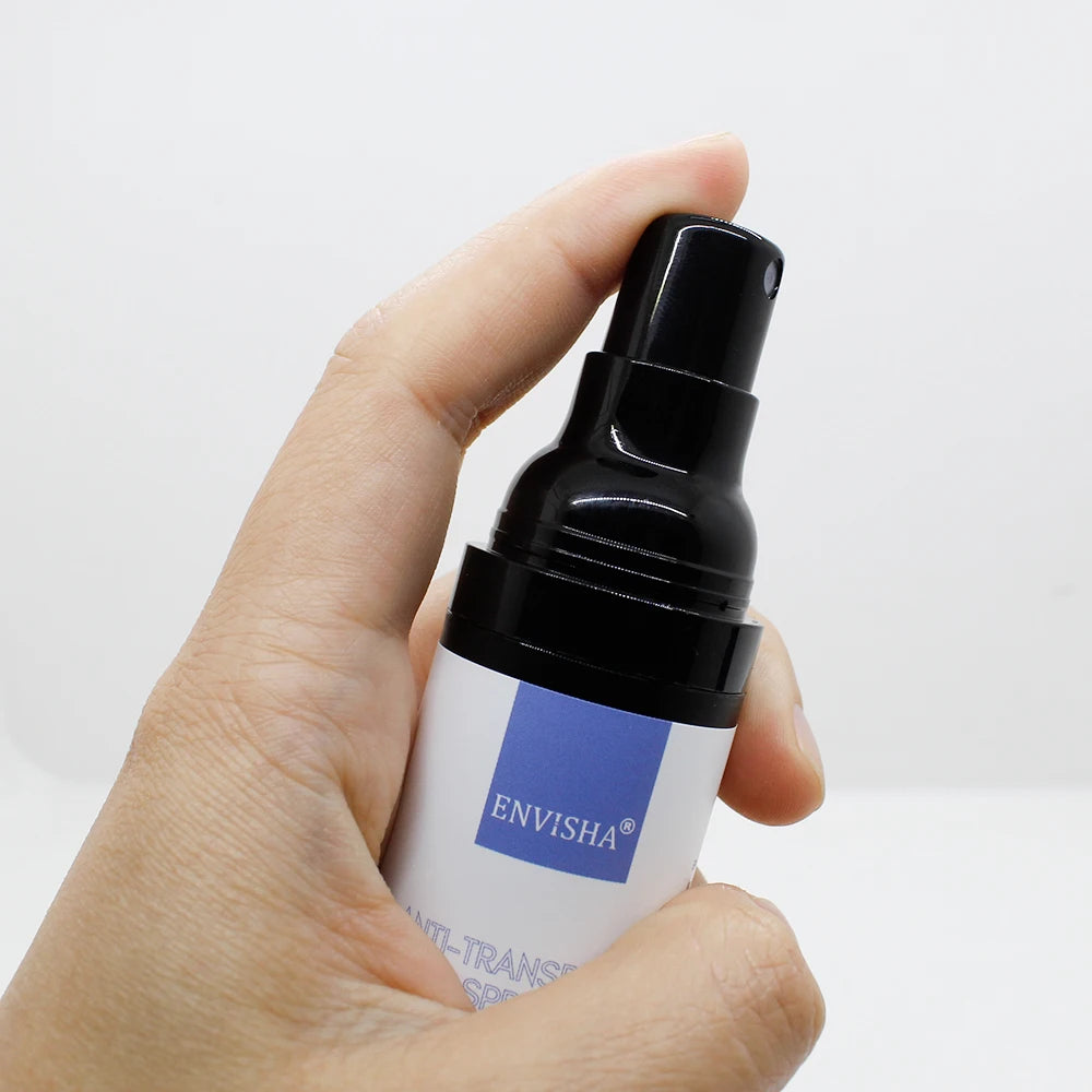 Tidesmit ENVISHA antiperspirant spray for underarm dryness and long-lasting body odor removal and skin care.