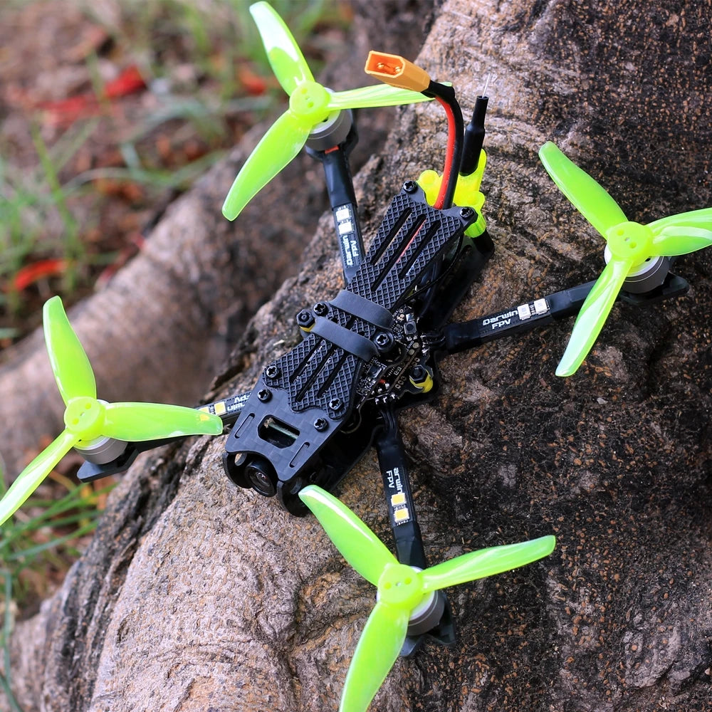 DarwinFPV Baby Ape Pro V3 3-Inch FPV Quadcopter - Durable FPV Drone Tidesmit