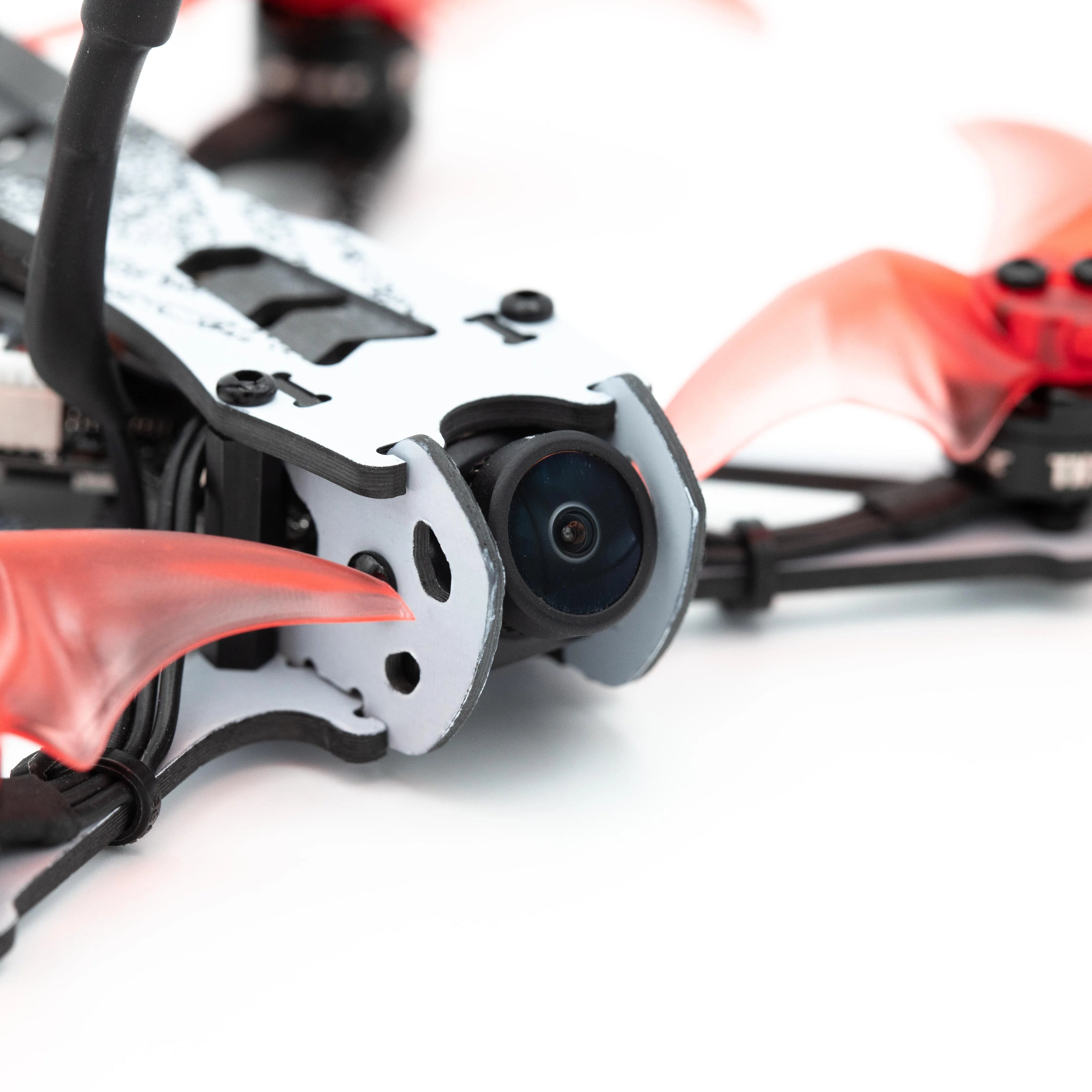 EMAX Tinyhawk Freestyle 2.5 Inch FPV Drone - Durable Brushless BNF Tidesmit