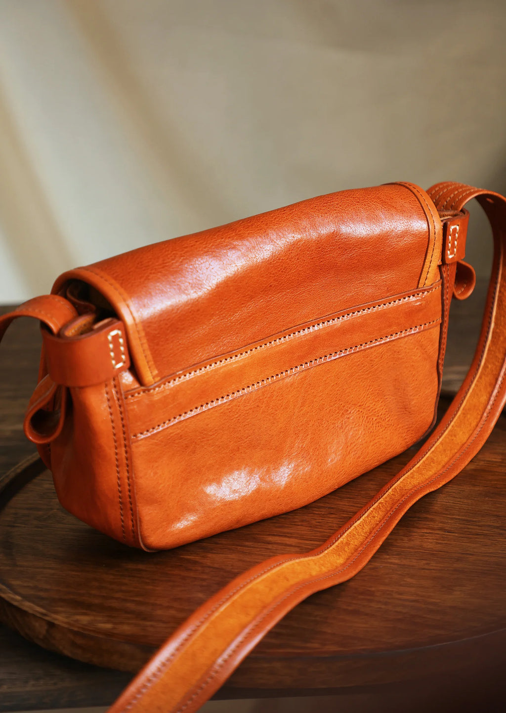 Casual daily luxury vintage designer handmade genuine leather men's women's shoulder bag vegetable tanned cowhide crossbody bag