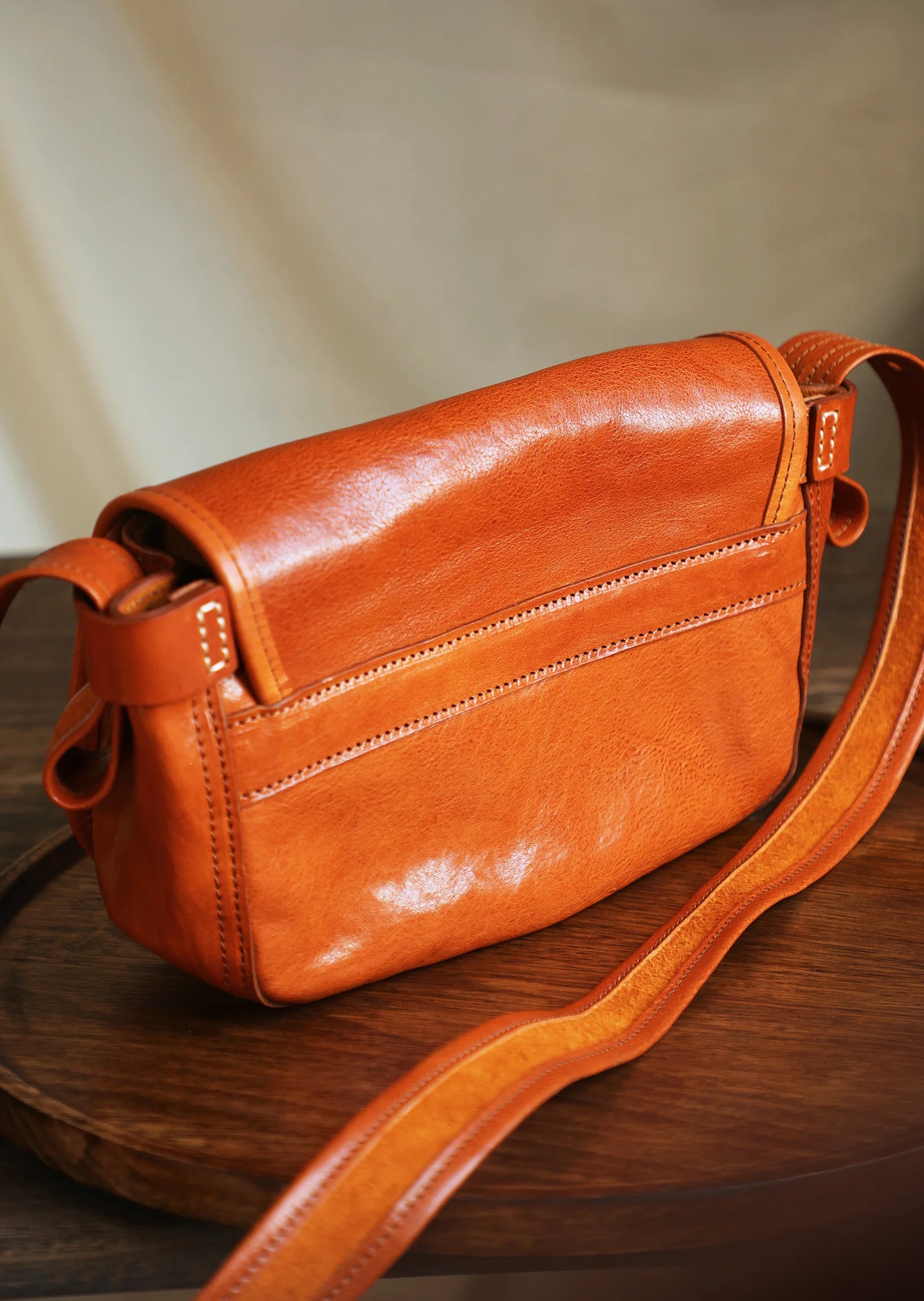 Casual daily luxury vintage designer handmade genuine leather men's women's shoulder bag vegetable tanned cowhide crossbody bag